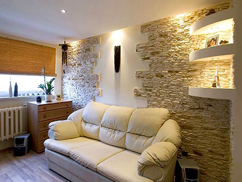 преимущества отделки интерьера натуральным камнем